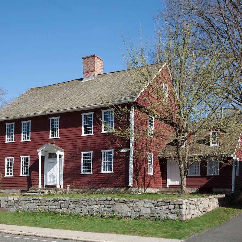Derby Historical Society To Host “Spirits Of 1776” Lantern Tour