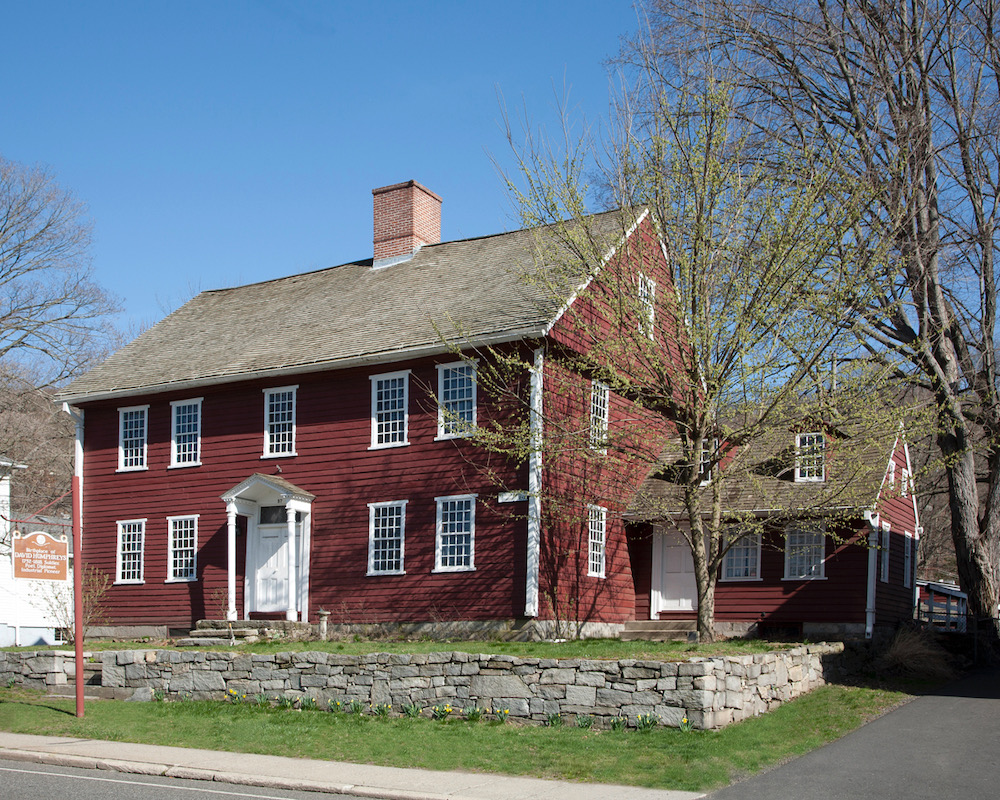 Derby Historical Society To Host “Spirits Of 1776” Lantern Tour
