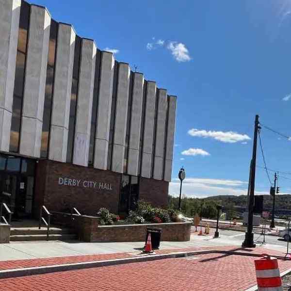 Derby Sets Salary Range For School/City HR Director