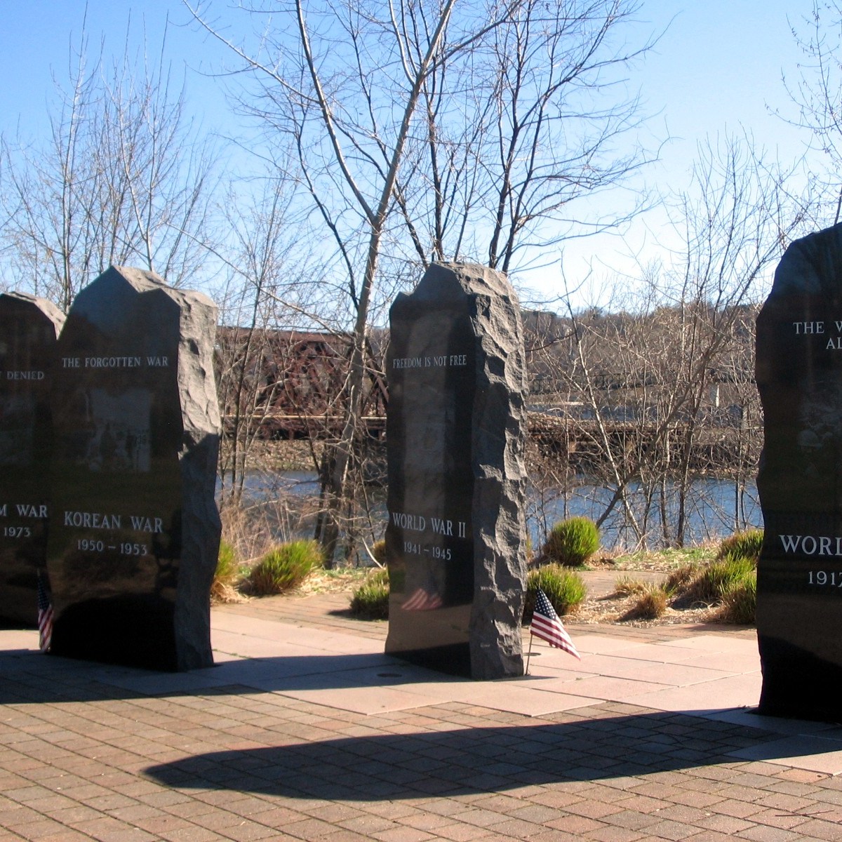 Daughters Of The American Revolution Observe Memorial Day