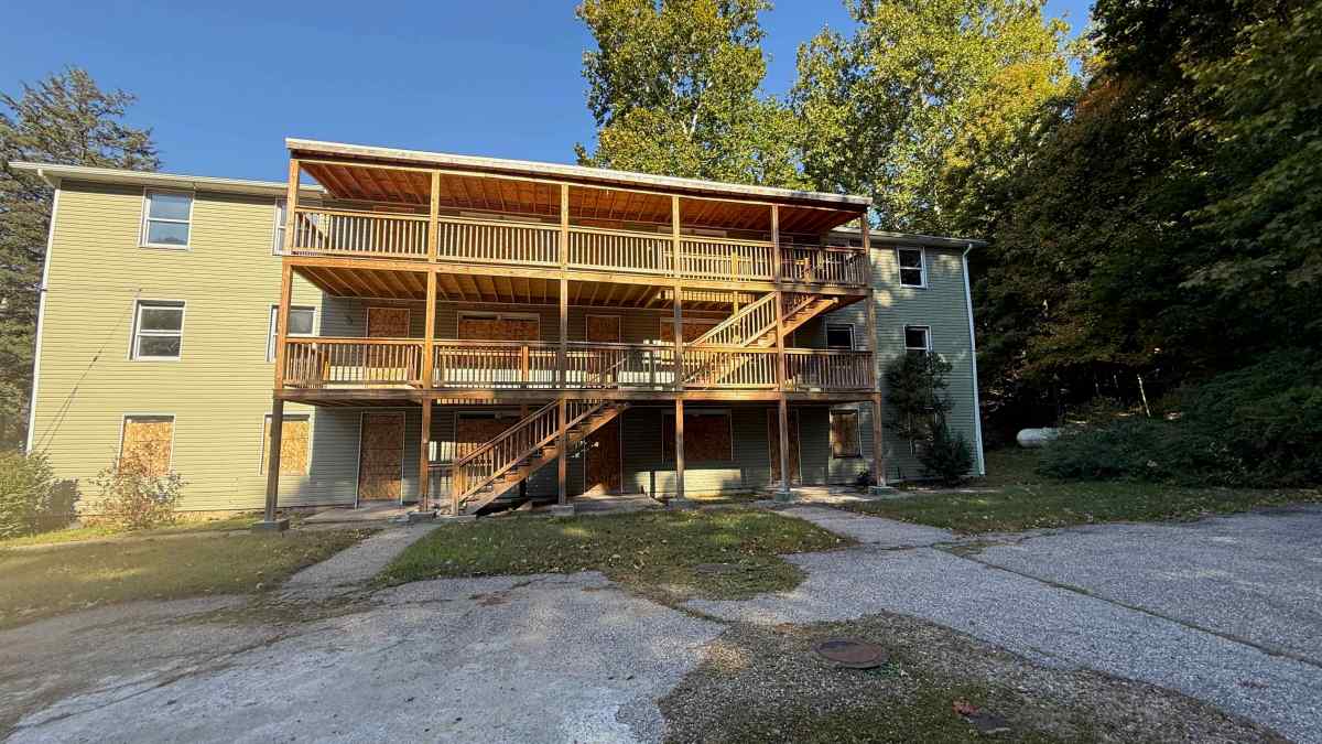 Seymour Landlord Appeals $1.6 Million Housing Verdict